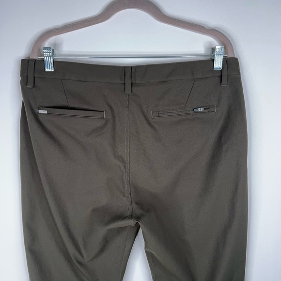 Vuori Cascade Tech Chino Pant Athletic Slim Fit Dark Oregano Green Size 34 - Picture 7 of 11